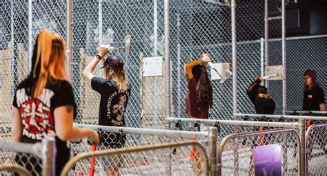 Axe Throwing Gold Coast, Surfers Paradise .